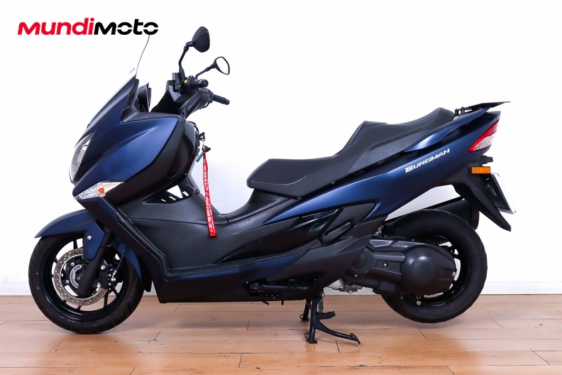 Motorbike image 5