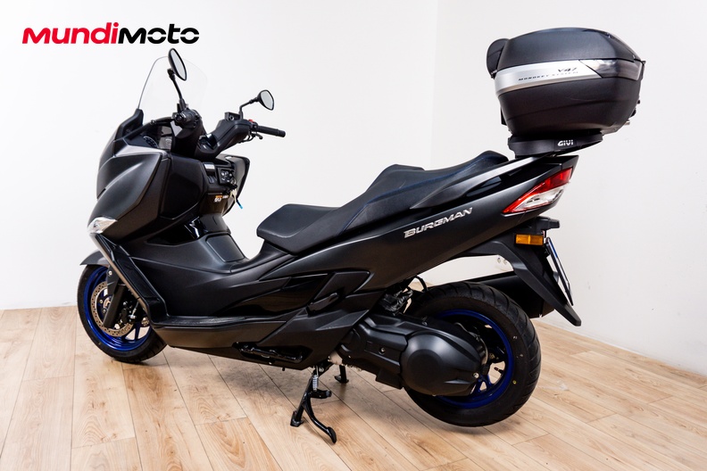 Motorbike image 7