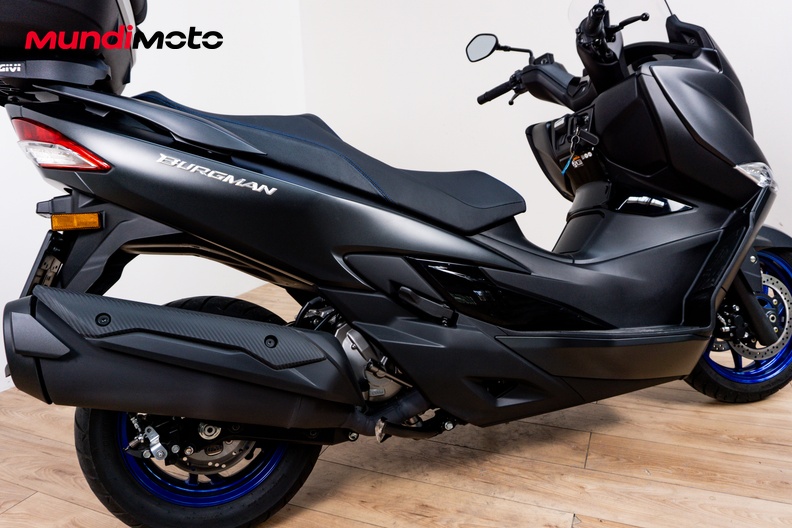 Motorbike image 3