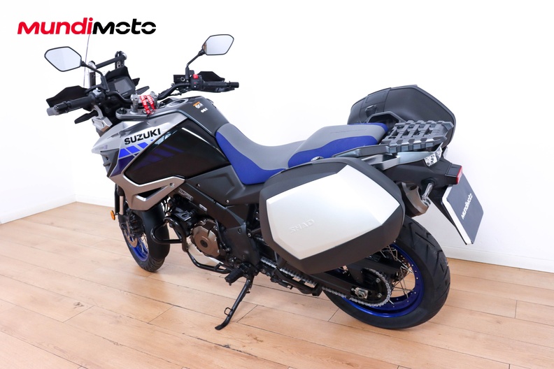 Motorbike image 6