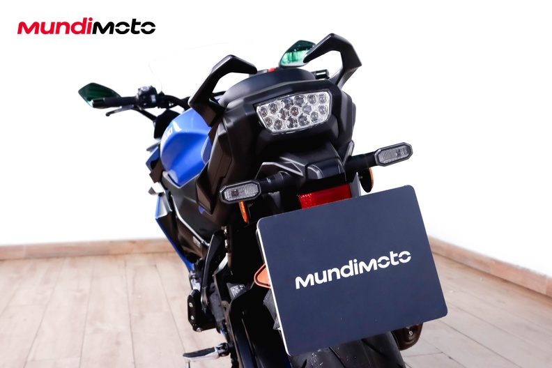 Motorbike image 9