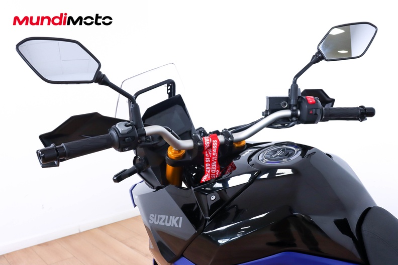 Motorbike image 10