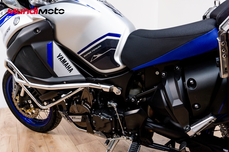 Motorbike image 8