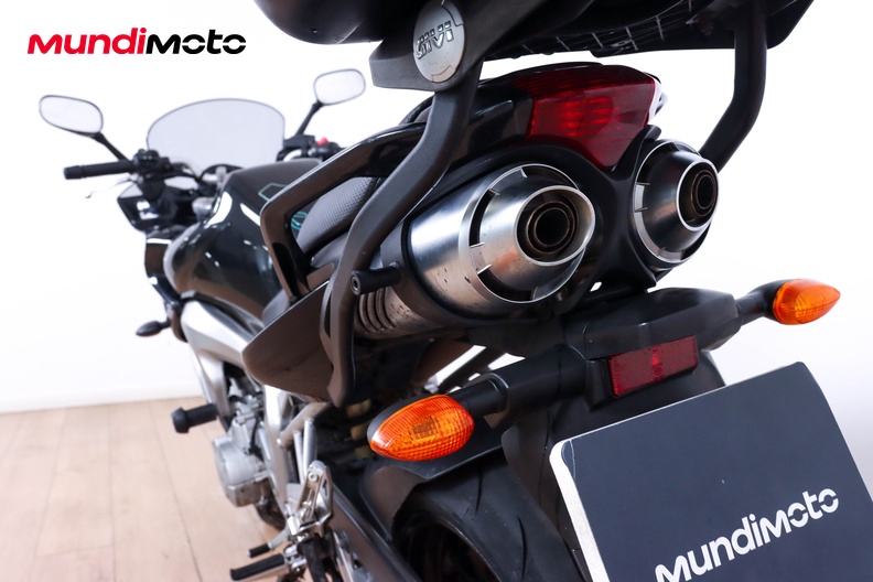 Motorbike image 9