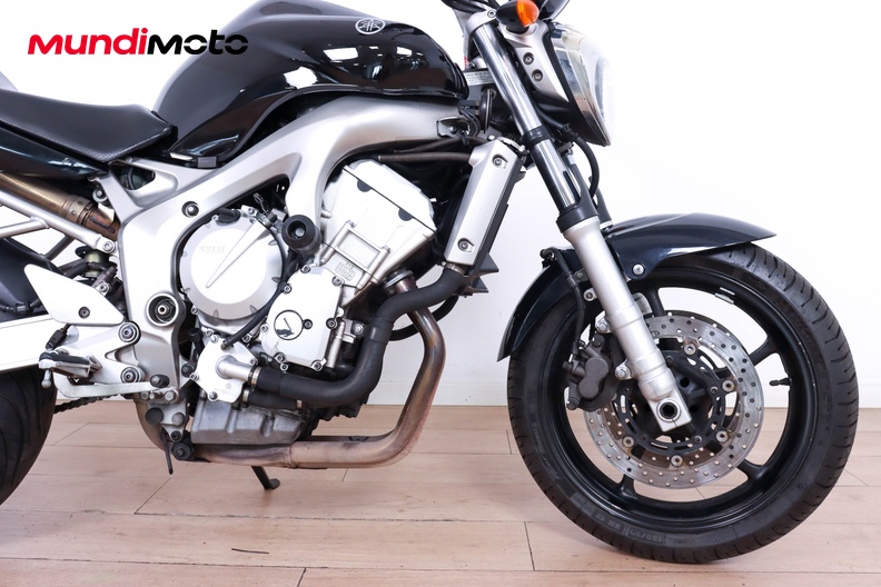 Motorbike image 12