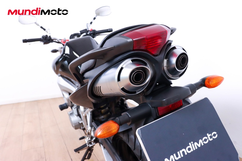 Motorbike image 9