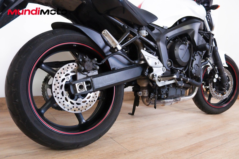 Motorbike image 3