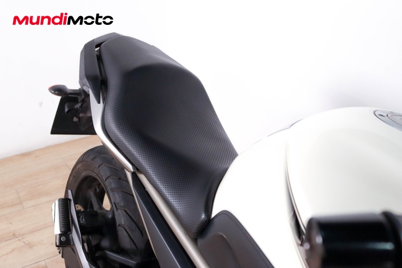 Motorbike image 12
