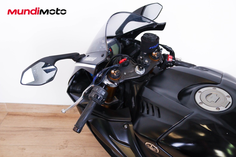 Motorbike image 10