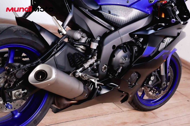 Motorbike image 3