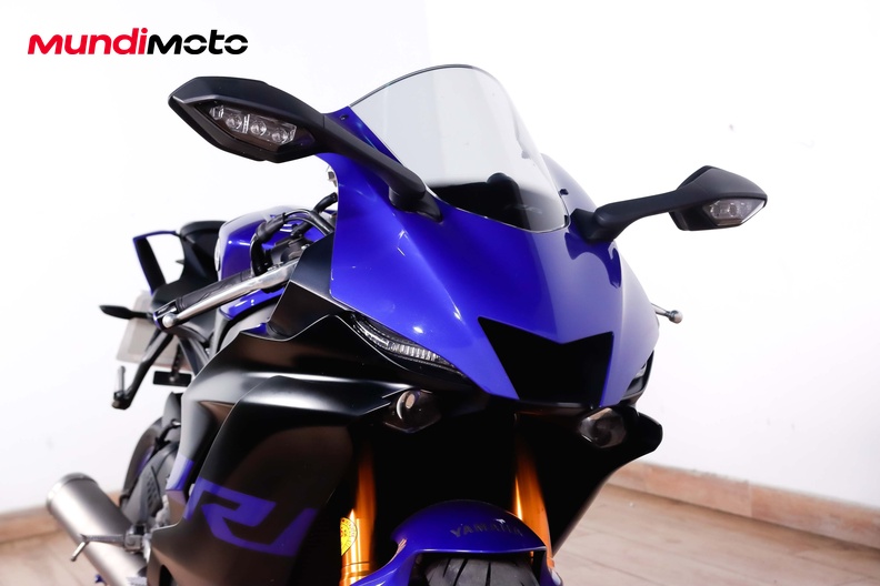 Motorbike image 4