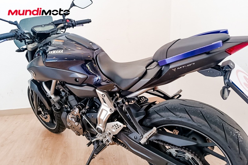 Motorbike image 8