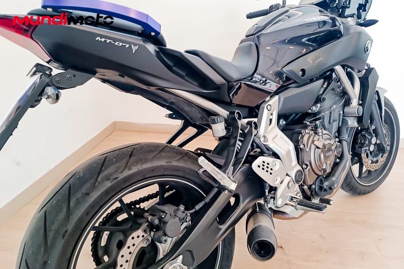 Motorbike image 3
