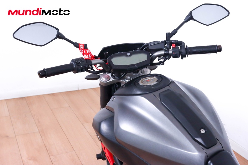Motorbike image 10