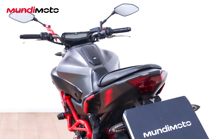 Motorbike image 9