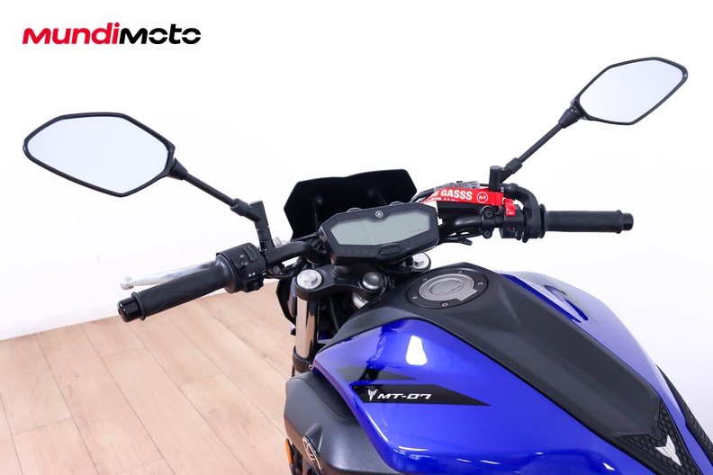 Motorbike image 10