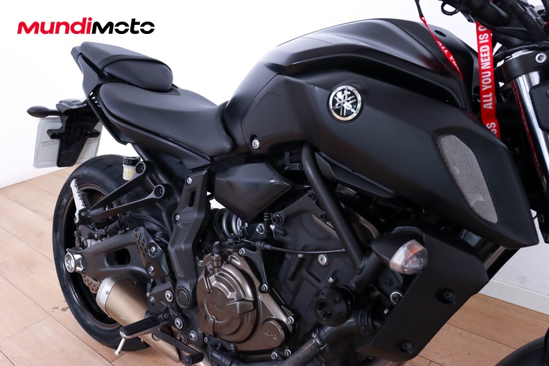 Motorbike image 13