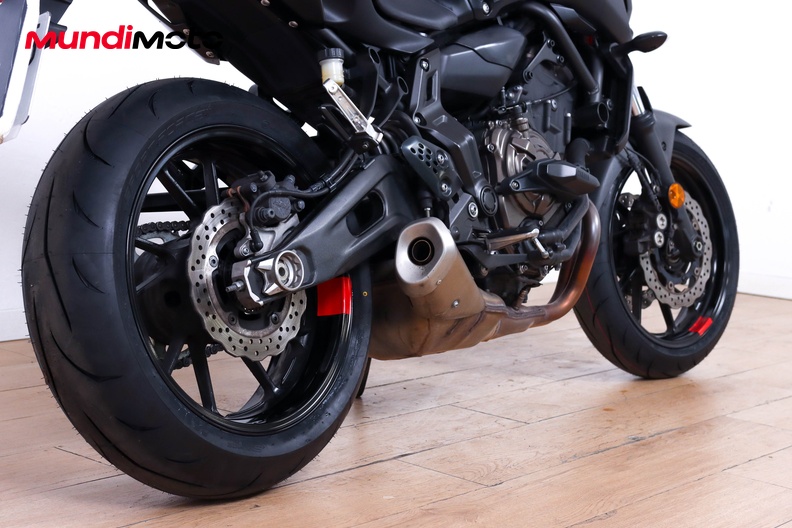 Motorbike image 3