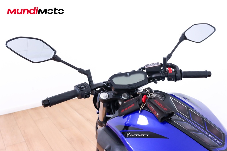Motorbike image 10