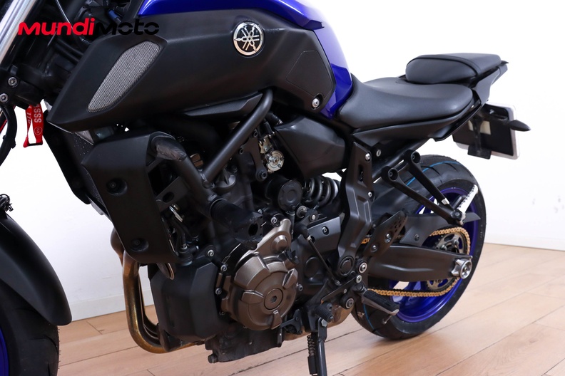 Motorbike image 8