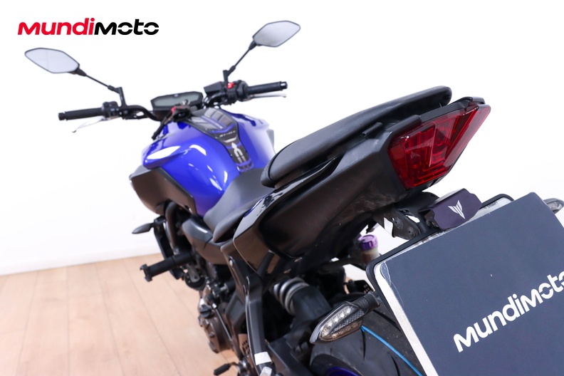 Motorbike image 9