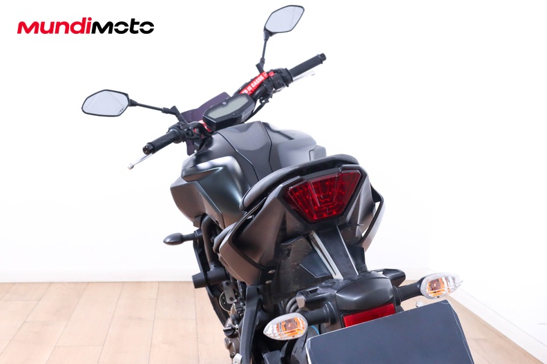 Motorbike image 9