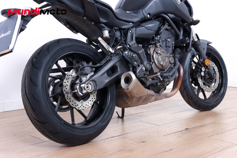 Motorbike image 3