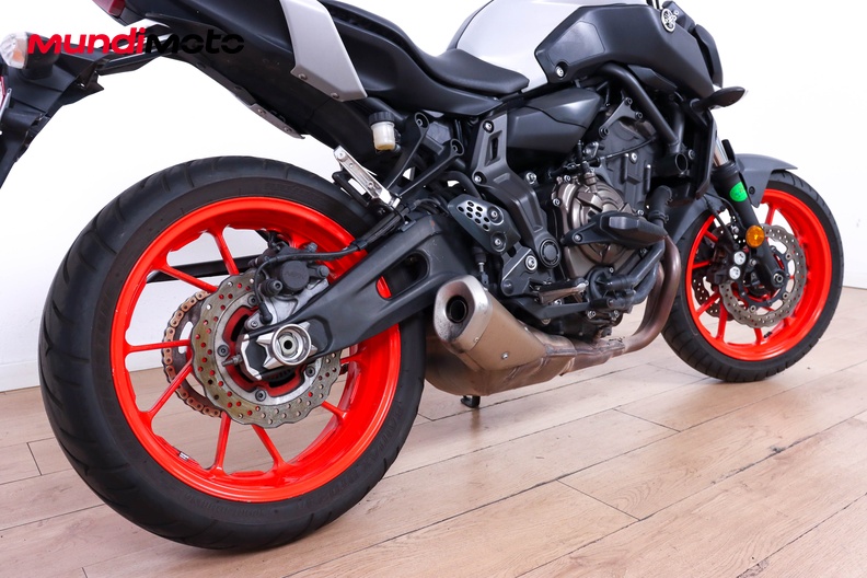 Motorbike image 3