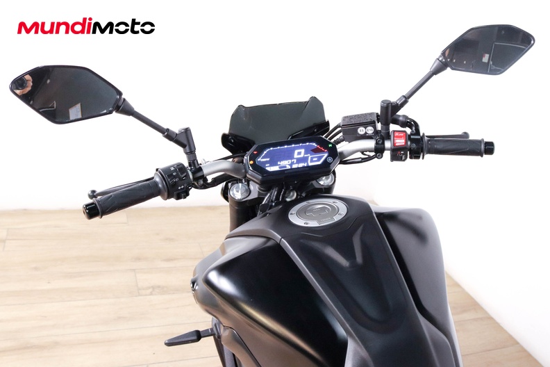 Motorbike image 10