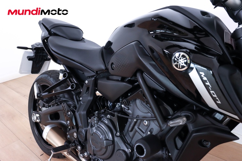 Motorbike image 13
