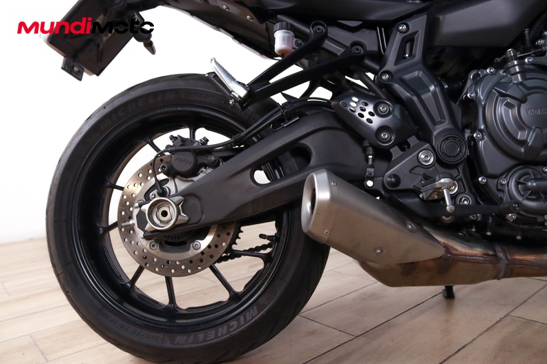 Motorbike image 3