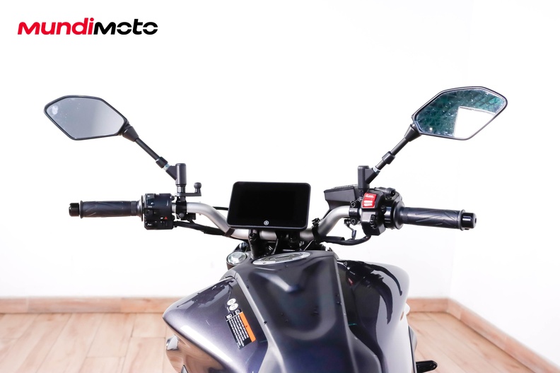 Motorbike image 10