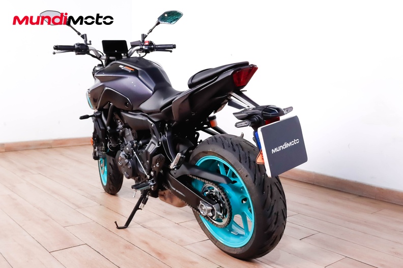 Motorbike image 6