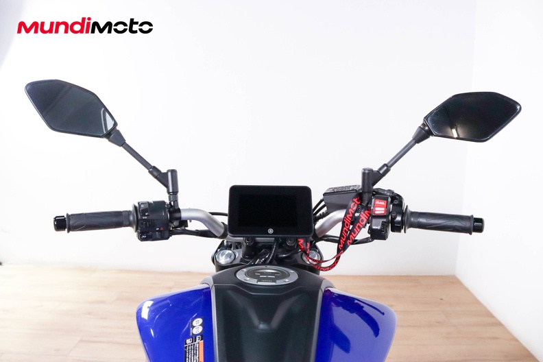 Motorbike image 10
