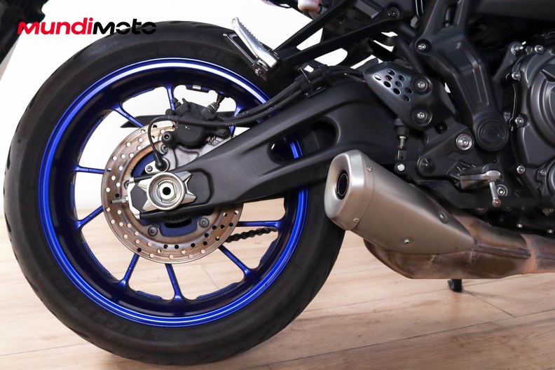 Motorbike image 3