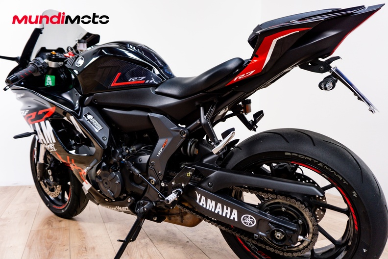 Motorbike image 8