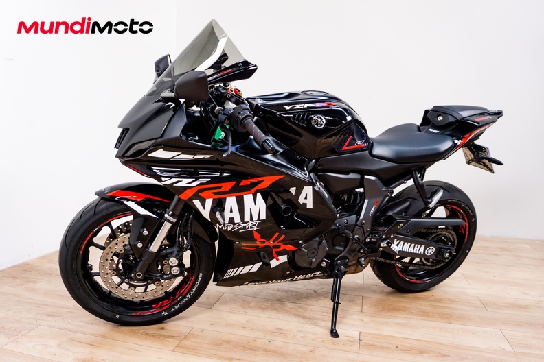 Motorbike image 6