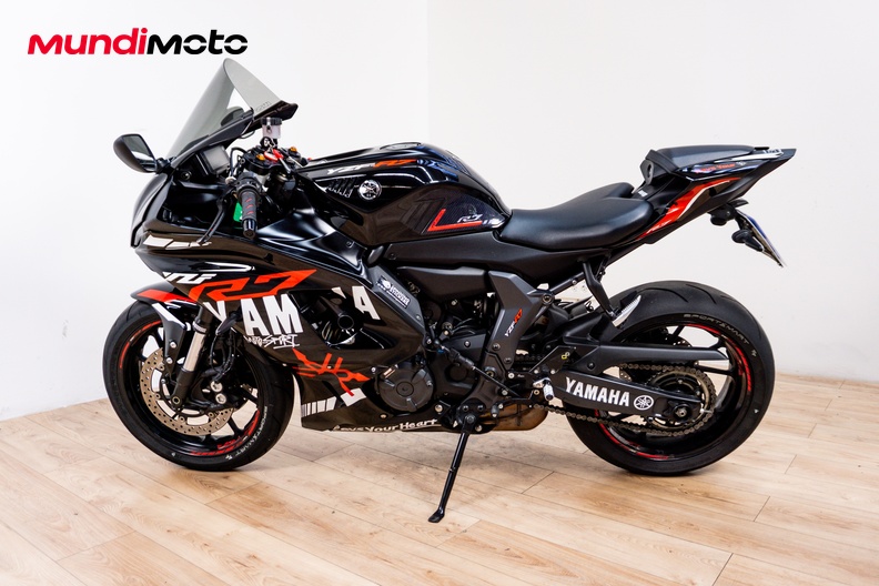 Motorbike image 5