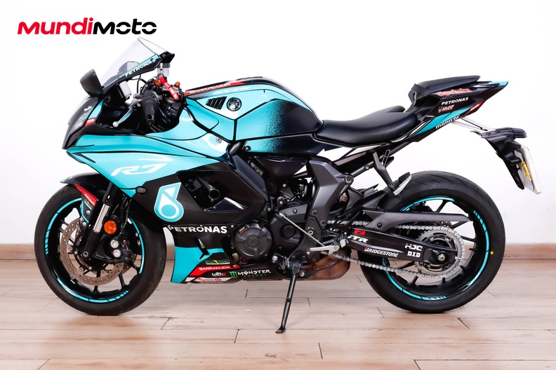 Motorbike image 5
