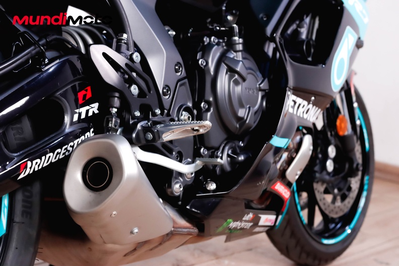 Motorbike image 3