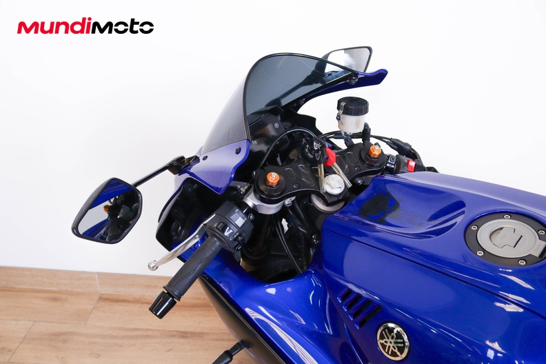 Motorbike image 10