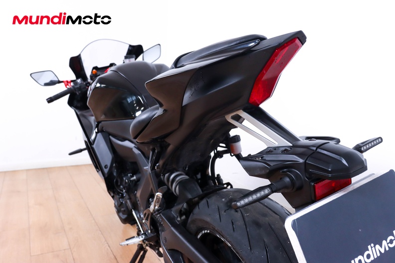 Motorbike image 9