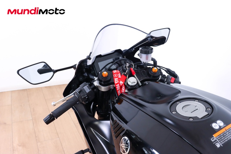 Motorbike image 10