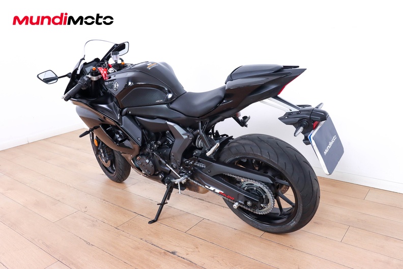 Motorbike image 6