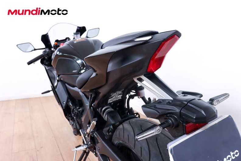 Motorbike image 9
