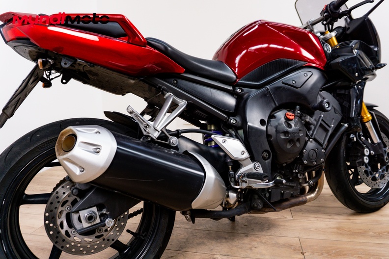 Motorbike image 3