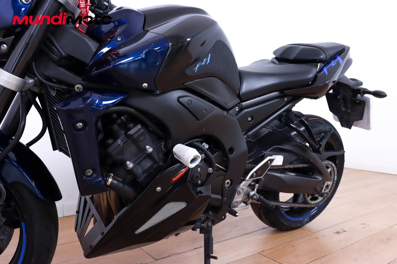 Motorbike image 8