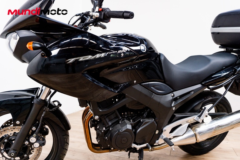 Motorbike image 9