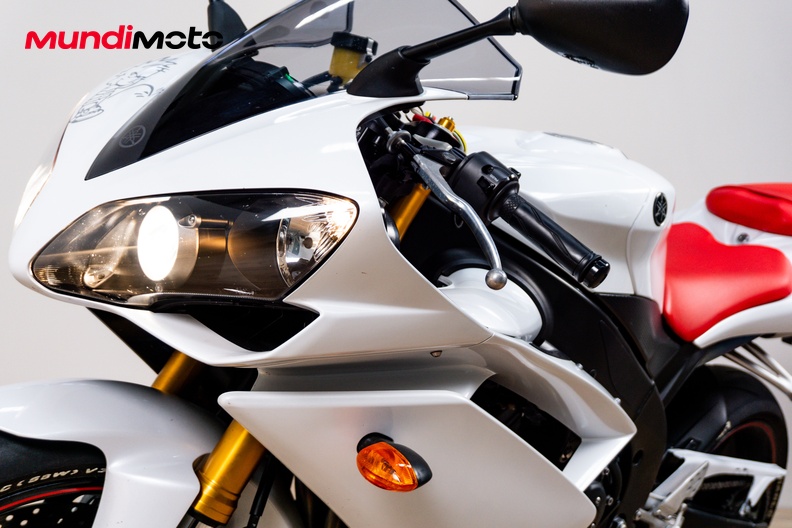 Motorbike image 12