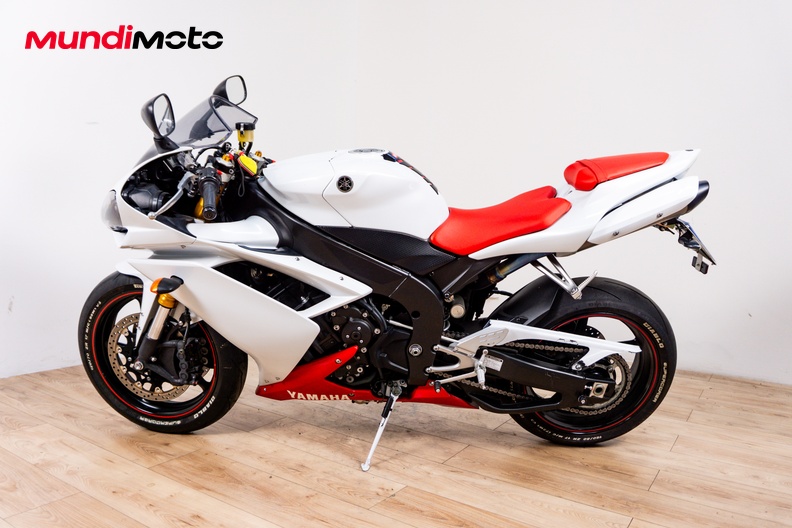 Motorbike image 5